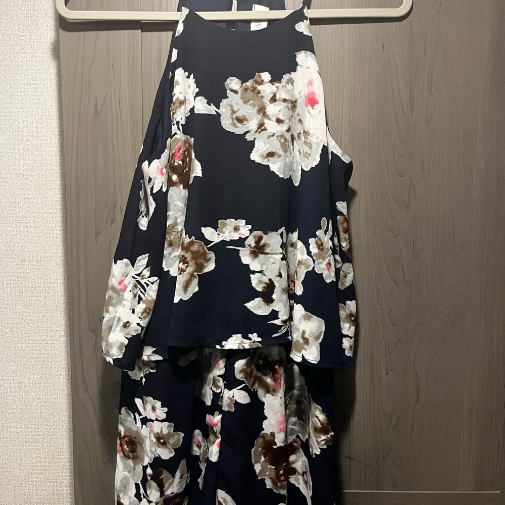 Peach Love California Navy Floral Dress